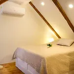 Rilati Old Town Palace 4 Pensionat 3*