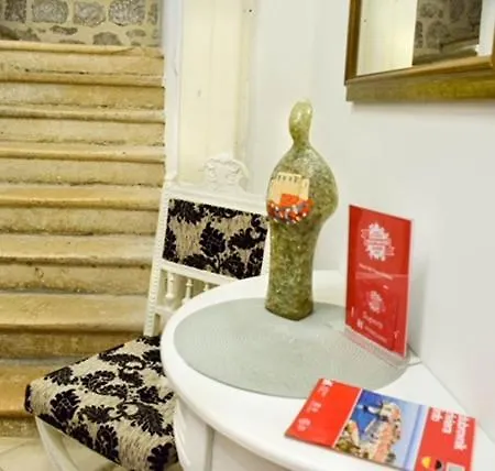 Rilati Old Town Palace 4 Guest house