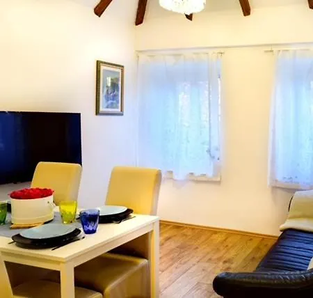 Guest house Rilati Old Town Palace 4 *